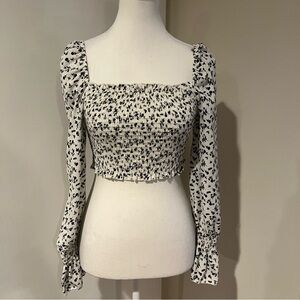 NWT Smocked Puff Sleeve Cropped Top